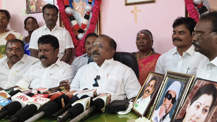 வான்கோழி மயிலாக முடியுமா? சினிமாவில் 10 பேரை விஜய் அடிப்பார். அதனால் அவரை பார்க்க தான் மக்கள் வருகிறார்கள். நடிகராகவே அவரை பார்க்கின்றனர் தூத்துக்குடியில் முன்னாள் அமைச்சர் சி.த செல்ல பாண்டியன் பேட்டி