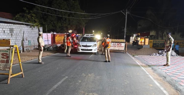 2026 சட்டமன்ற தேர்தலை முன்னிட்டு தூத்துக்குடி மாவட்டத்தில்  அனைத்து சோதனைச் சாவடிகளிலும் காவல் துறையினர் தீவிர கண்காணிப்பு.