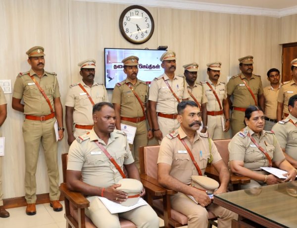 வேடநத்தம் மாணவி கொலை வழக்கில், குற்றவாளியைத் துரிதமாகக் கண்டறிந்து கைது செய்த 25 காவல்துறை அதிகாரிகளுக்குத் திருநெல்வேலி சரக டி.ஐ.ஜி சரவணன் பாராட்டு