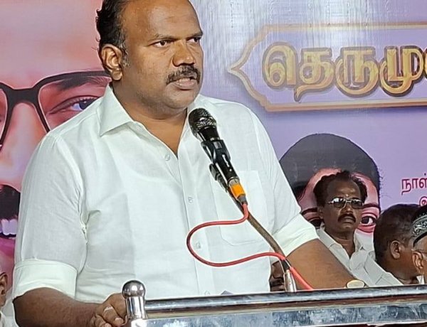 தூத்துக்குடி மாநகராட்சி பகுதி எப்படி இருக்க வேண்டும் என்ற திட்டத்தோடு எதிா்கால தலைமுறையினா் நலன் கருதி முதலமைச்சா் ஸ்டாலின் கூறிய படி 2.0 திட்டத்தின்படி தான் பணியாற்றுகிறோம்