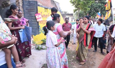 தமிழ்நாட்டிற்கு முறையான நிதி வழங்காத ஓன்றிய பாஜக அரசின் டெல்லி அணியை இந்த தோ்தலில் தமிழ்நாடு அணி வீழ்த்தியாக வேண்டும். காலத்தின் கட்டாயம் பிரச்சாரத்தில் அமைச்சர் கீதாஜீவன் பேசினாா்.