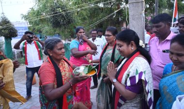 முதலமைச்சர் ஸ்டாலின் ஆட்சியில் செய்த சாதனைகள் ஏராளம் குறிப்பாக பொருளாதார வளர்ச்சி தொழில் வளா்ச்சி, பெண்கள் முன்னேற்றம், கல்வியில் முன்னேற்றம், என்று எல்லோருக்கும் எல்லாம் என்ற திராவிட மாடல் ஆட்சி