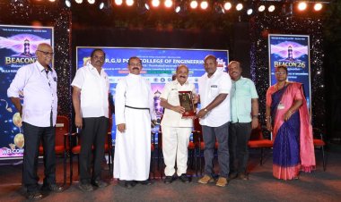 சாயர்புரத்தில் உள்ள டாக்டர். ஜி.யு .போப் பொறியியல் கல்லூரியில் கல்லூரி விழா பீக்கன் 2026 என்ற பெயரில் நடைபெற்றது. இந்த விழாவுக்கு தாளாளர் ந. ஜெயக்குமார் சந்தோஷ் தலைமை தாங்கினார், கல்லூரி முதல்வர் டாக்டர் .ஜே.ஜாஃபிந்த் முன்னிலை வகித்தார்.