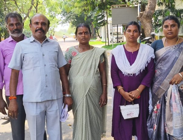 சொத்து தகராறில் தனது தம்பி கூலிப்படையினரை வைத்து தன்னை கொலை செய்ய முயல்வதாக தூத்துக்குடி மாவட்ட காவல் கண்காணிப்பாளர் அலுவலகத்தில் பாதிக்கப்பட்ட அண்ணன் குடும்பத்தினருடன் வந்து புகார்