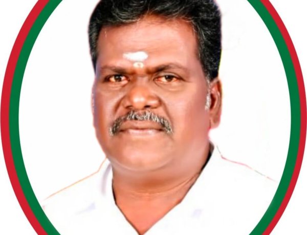 உலகின் முதல் தற்கொலை படைத்தலைவர் மாவீரன் சுந்தரலிங்கனாரின் 256 வது ஜெயந்தி விழா. ஜோதி கொண்டு செல்ல வரும் இளைஞர்கள் தொடர்பு கொள்ள வேண்டிய தொலைபேசி : 9500461003