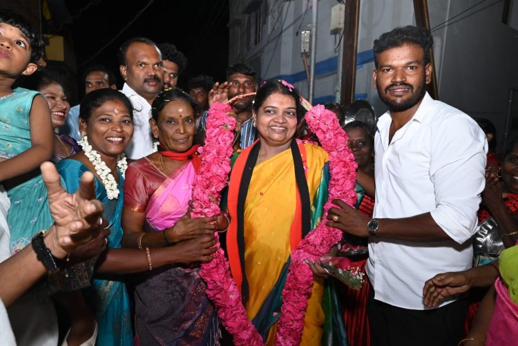 மக்களை பற்றி சிந்திக்காத எதிா்கட்சிகளும் உதிாிகட்சிகளுக்கும் விடை கொடுக்க வேண்டும் தோ்தல் பிரச்சாரத்தில் அமைச்சர் கீதாஜீவன் பேசினாா்.