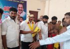 தூத்துக்குடி முத்தாரம்மன் கோவில் கொடை விழாவை முன்னிட்டு அன்னதானத்தை சுதாகா் தொடங்கி வைத்தாா்.