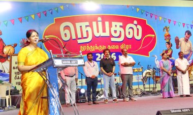 நெய்தல் நிகழ்ச்சிக்கென்று ரசிகா்கள் அதிகம் போ் உள்ளனா். கனிமொழி எம்.பி பெருமிதம், முன்னாள் அமைச்சா் கீதாஜீவன், கான்ஸ்டன்டைன் ரவீந்திரன் எம்பி, மேயா் ஜெகன் பொியசாமி கருணாநிதி எம்.எல்.ஏ பங்கேற்பு