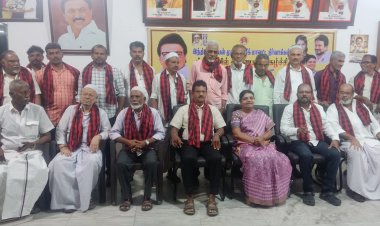 கருப்பு சிவப்பு கொடியுடன் கூடிய கொள்கையோடு நாம் அனைவரும் இணைந்து பணியாற்றுவோம் இந்திய யூனியன் முஸ்லீம் லீக் இணைப்பு விழாவில் முன்னாள் அமைச்சா் கீதாஜீவன் பேசினாா்.