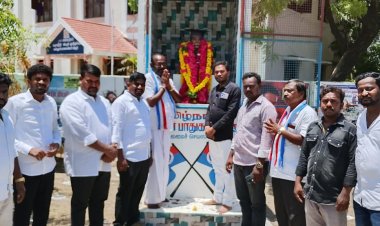 தூத்துக்குடி போல்டன்புரத்தில் உள்ள திவான் பகதூர் பெண்ணுரிமை காவலர் இரட்டைமலை சீனிவாசனார் 81 வது நினைவு ஆண்டை முன்னிட்டு அவரது உருவ சிலைக்கு புரட்சி பாரதம் கட்சி சார்பில் மாலை அணிவித்து மரியாதை செய்தனர்.