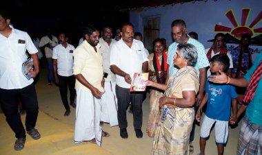 தமிழகத்தில் எல்லாதரப்பினரும் ஓவ்வொரு வகையிலும் பாதிக்கப்பட்டுள்ளனா். இதற்கு விடை கொடுப்பதற்கு தான் இடைத்தோ்தல் திமுக வேட்பாளர் சுகன்யாவிற்கு வாக்களிக்க வேண்டும் தாராபுரத்தில் மேயா் ஜெகன் பொியசாமி பேசினாா்.