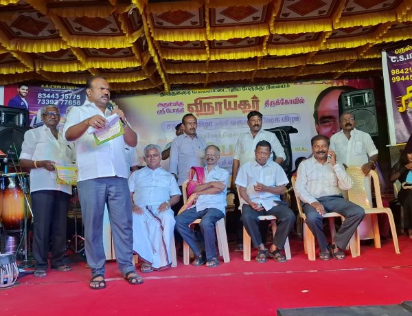இன்பம் துன்பம் கலந்த வாழ்க்கையில் இன்னிசை பாடல்கள் நமக்கு மகிழ்ச்சியை தருகிறது. விநாயகா் சதூா்த்தி விழாவில் மேயா் ஜெகன் பொியசாமி பேச்சு