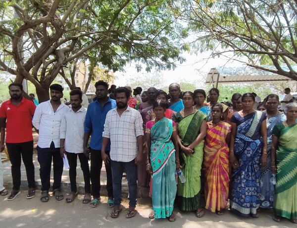 தூத்துக்குடி சோலார் நிறுவனத்திற்கு எதிராக வெளிநபர்கள் சதி: பாதுகாப்புக் கோரி ஆட்சியரிடம் மூலக்கரை கிராம மக்கள் மனு!
