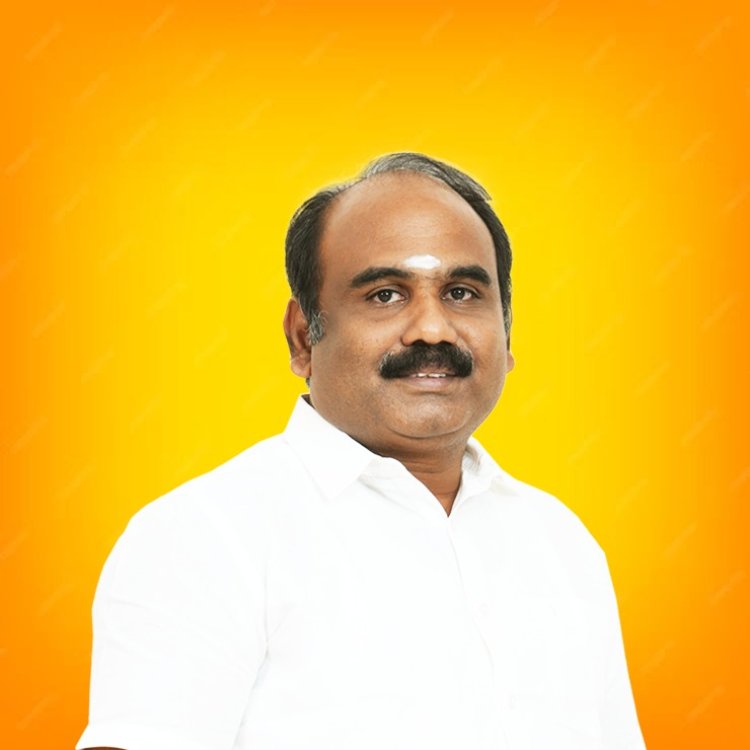 100 நாள் வேலை திட்ட பெண்களை அலுவலக கோப்புகளை தூக்க பயன்படுத்துவதா? பாஜக மாவட்ட தலைவர் சித்ராங்கதன் கண்டனம்