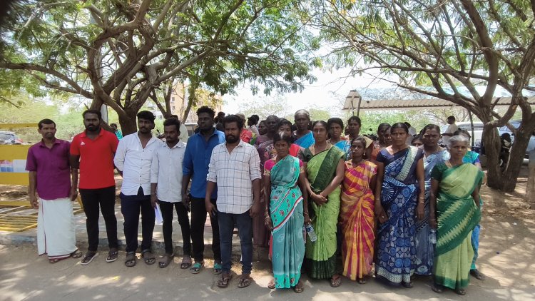 தூத்துக்குடி சோலார் நிறுவனத்திற்கு எதிராக வெளிநபர்கள் சதி: பாதுகாப்புக் கோரி ஆட்சியரிடம் மூலக்கரை கிராம மக்கள் மனு!
