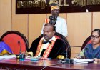 மாநகராட்சியை வளா்ச்சி பாதைக்கு கொண்டு வந்த நிலையில் 2040ல் முன்மாதிாியாக திகழ்வதற்கு பணியாற்றி வருகிறோம் மாநகராட்சி கூட்டத்தில் மேயா் ஜெகன் பொியசாமி பேசினாா்.