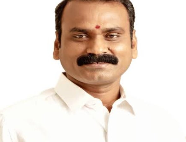 தமிழக பாஜக தலைவராகிறார் எல்.முருகன்? - மத்திய இணை அமைச்சர் பதவியை ராஜினாமா!
